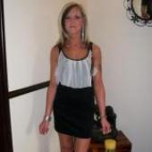 Dondersteen Houdt Benen En Kut Wijd Open