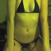 Studente Zoekt Meerdere Mannen Voor Geil Trio